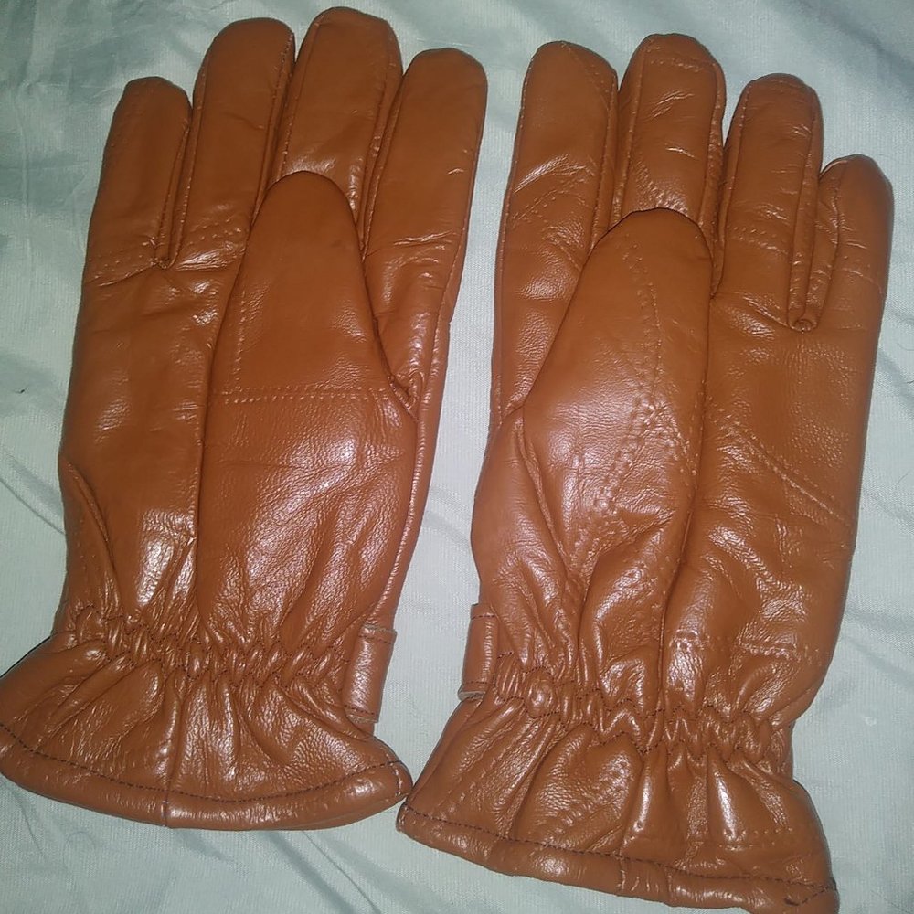 New.. Women's Leather Gloves. Style: B2R , RN 84890 VN70188. One Size, - Picture 2 of 3